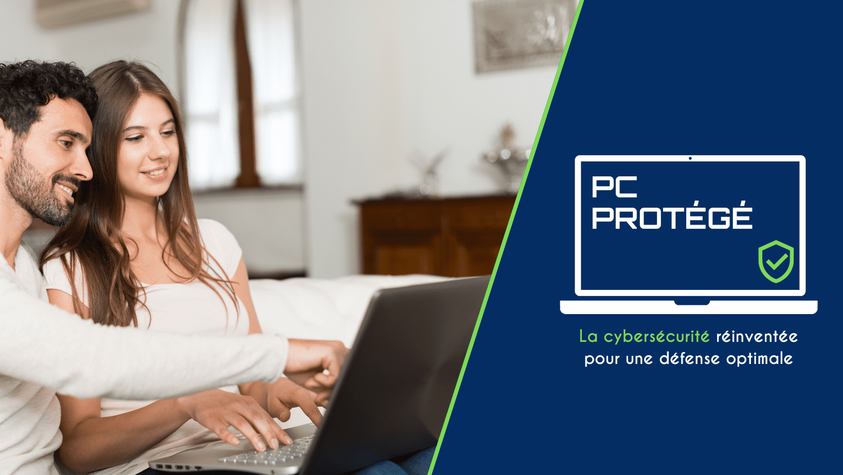 couple utilisant un ordinateur portable protégé par PC PROTEGE